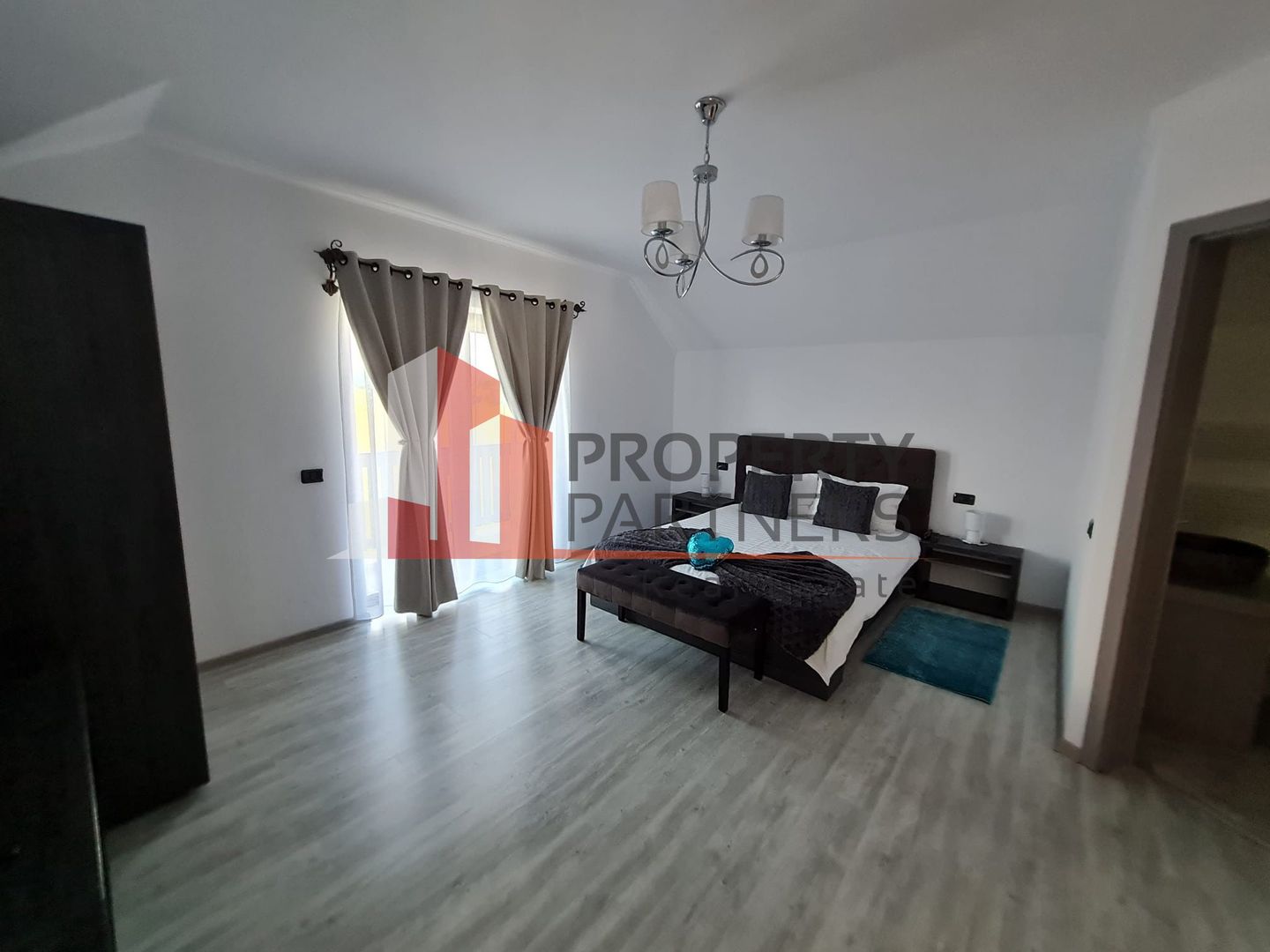 Casă modernă in Tohanul Nou, la 4 km de Castelul Bran - Poză 7