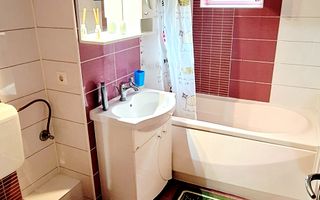 Oferim spre inchiriere apartament cu 2 camere, decomandat, Zona Soarelui - Poză 19