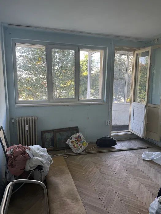 APARTAMENT METROU ZONA 1 MAI - Poză 1