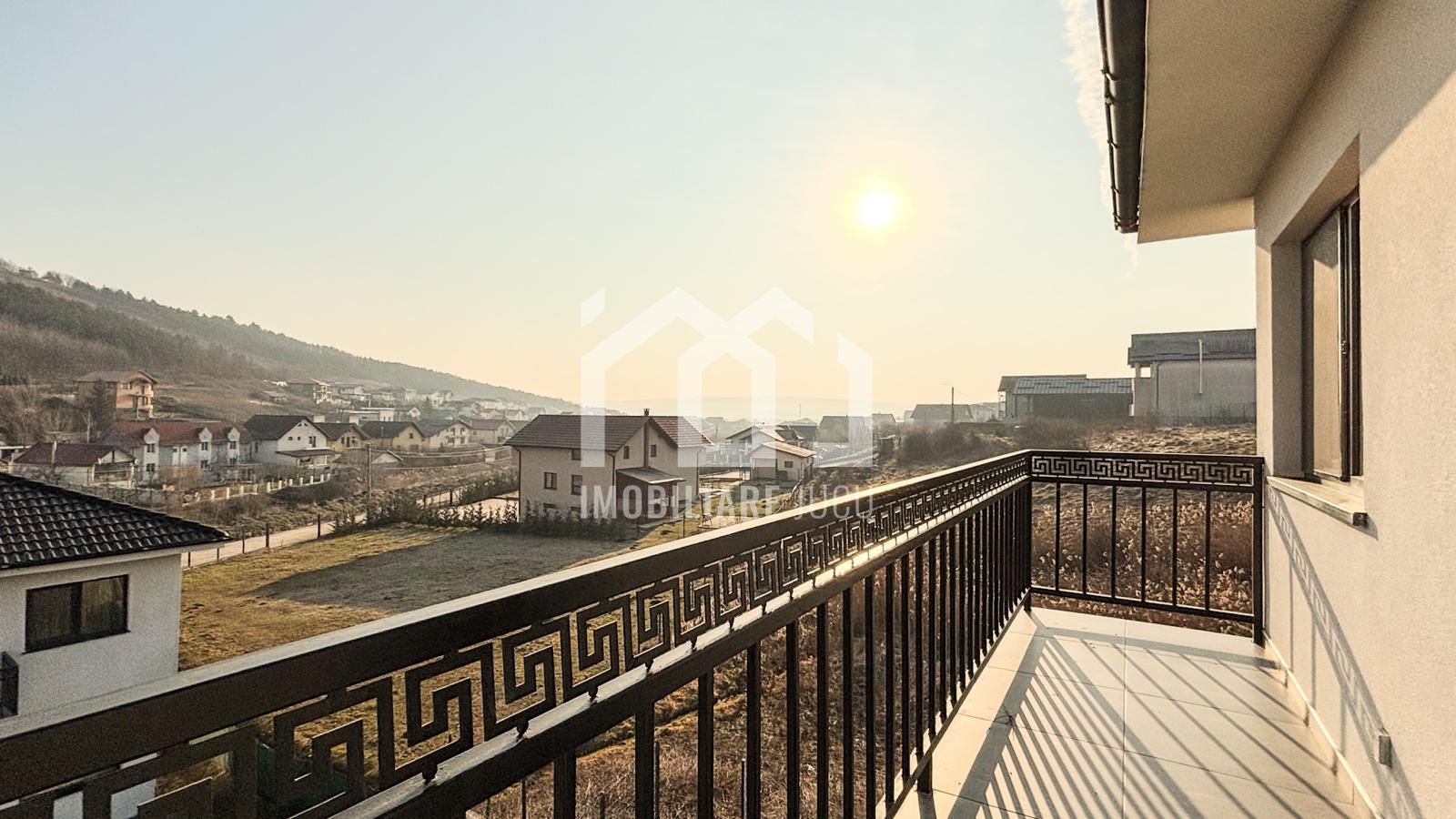 De Inchiriat Casa Individuala 4 camere, 140mp, teren 550mp, Campenesti - Poză 12