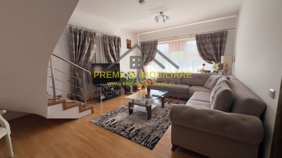 Casa de vanzare - la cheie - Teren 2673 mp - Poză 3