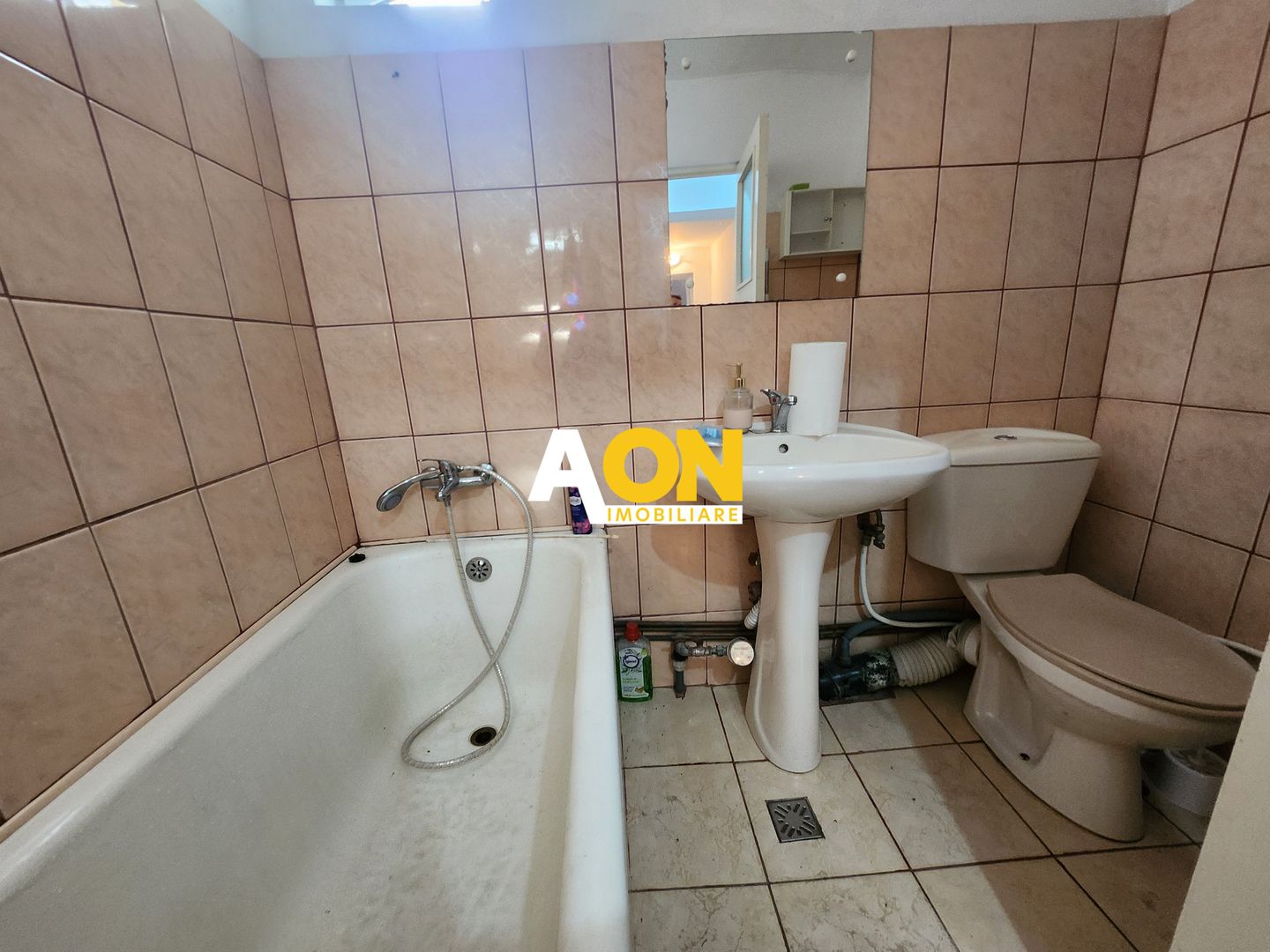 De vanzare apartament 3 camere zona Cetate - Poză 8