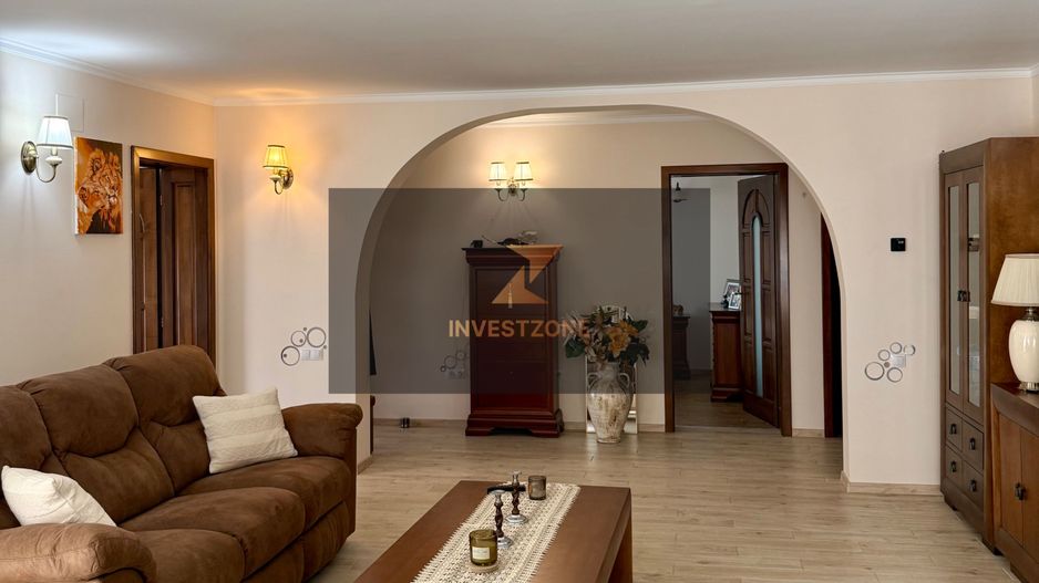 Casă Premium Santandrei - Poză 1