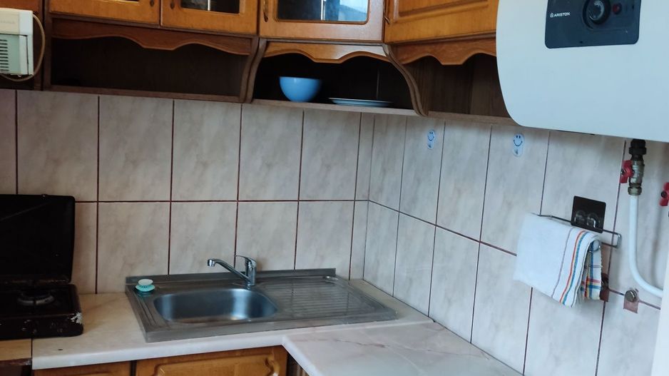 BRASADAS vinde garsoniera 24m la etajul 4/4 B-dul Closca. - Poză 7