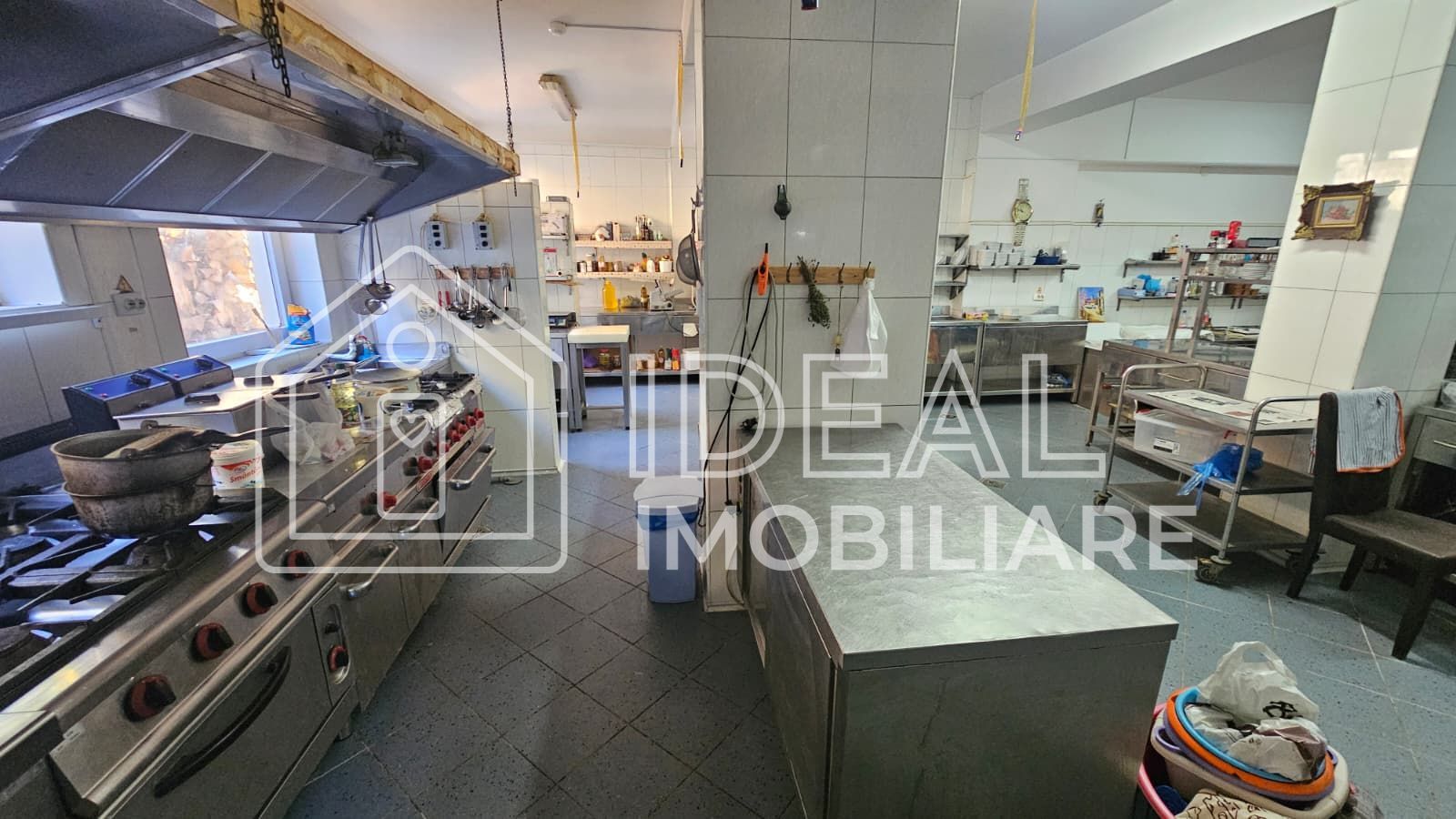 Complex turistic complet funcțional | Piscină, restaurant, 1.800 m - Poză 16