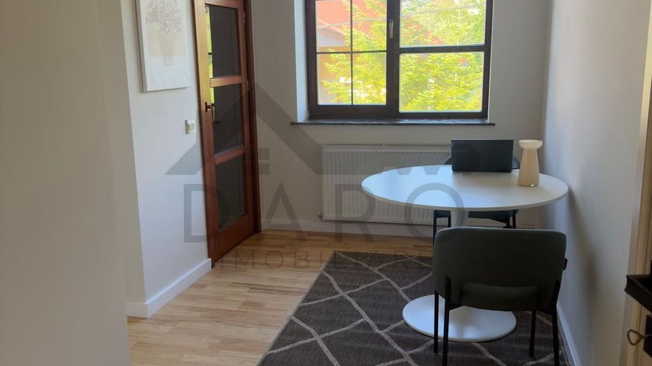 Spațiu birouri premium – 309 mp utili + 520 mp parcare pavata in curte - Poză 11