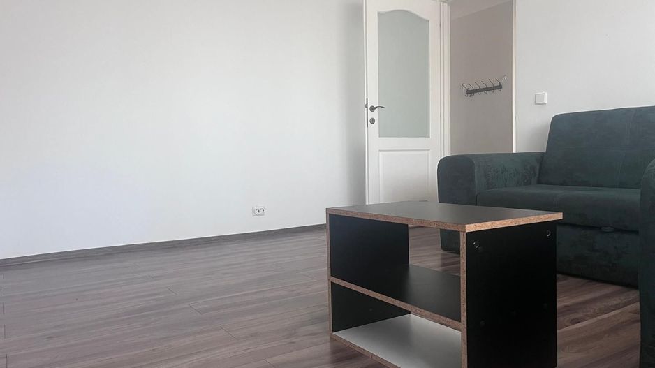 Decomandat! Inchiriere apartament cu 3 camere in Targoviste- micro 4! - Poză 2