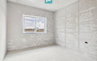 Duplex în Săcălaz despartit prin cameră tehnica - Poză 3