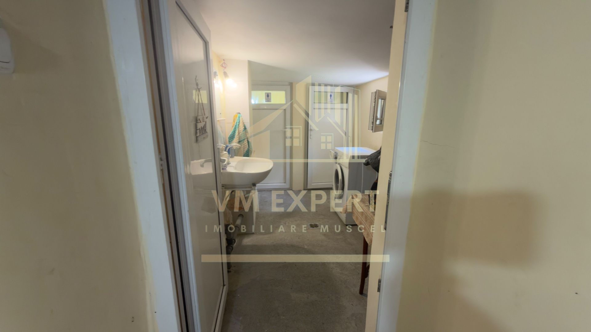 CASĂ 6 CAMERE TEREN 456 MP CENTRU CANPULUNG - Poză 41
