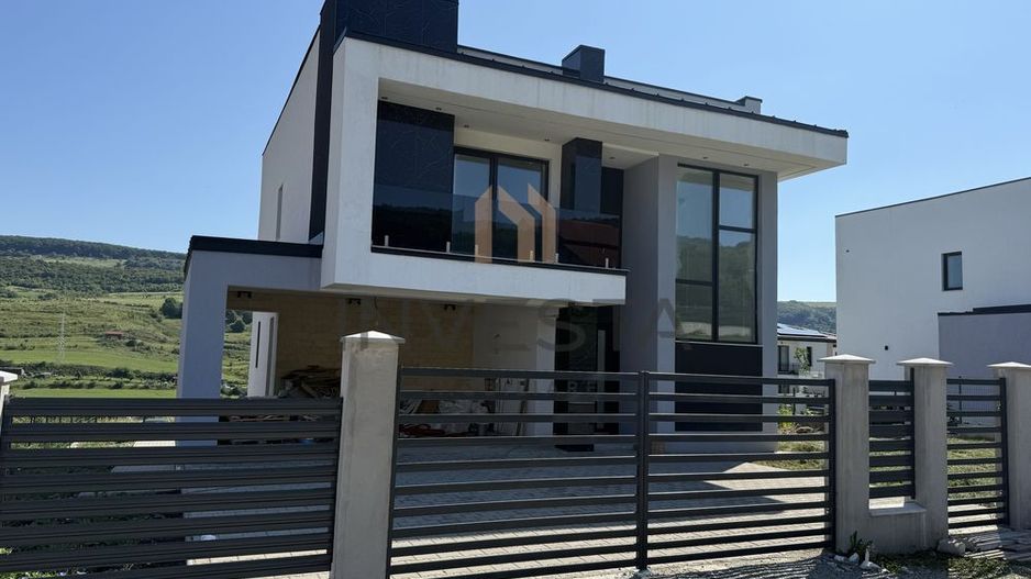 CASA INDIVIDUALA DE VANZARE TEREN 600MP FAGET - Poză 1
