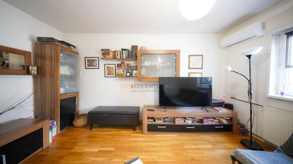 Apartament 2 camere de vanzare, zona parc Tineretului, metrou Sudului - Poză 2