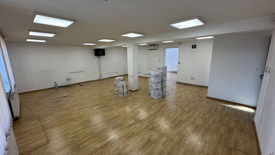 Spatiu de birou -zona strada Cluj/ 4 locuri de parcare - Poză 6