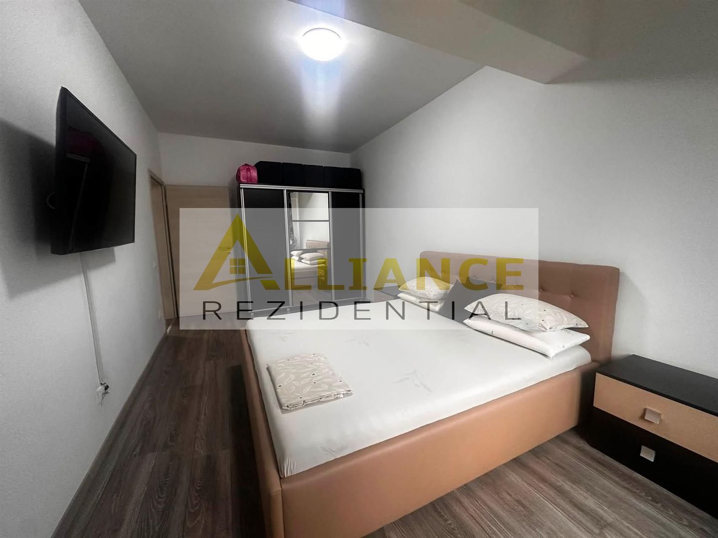 Apartament 3 camere mobilat si utilat | Creativ Residence Metrou 5min - Poză 3
