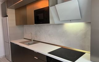 Inchiriez apartamemt 1 camera decomandat cu balcon si debara 50 m - Poză 3