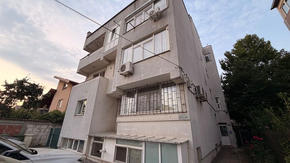 Apartament 2 camere de închiriat | Metrou Păcii | Loc de parcare la liber - Poză 17