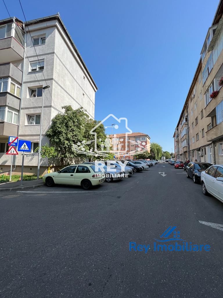Apartament decomandat de vânzare zona Bâlea 2 camere 2 balcoane - Poză 2