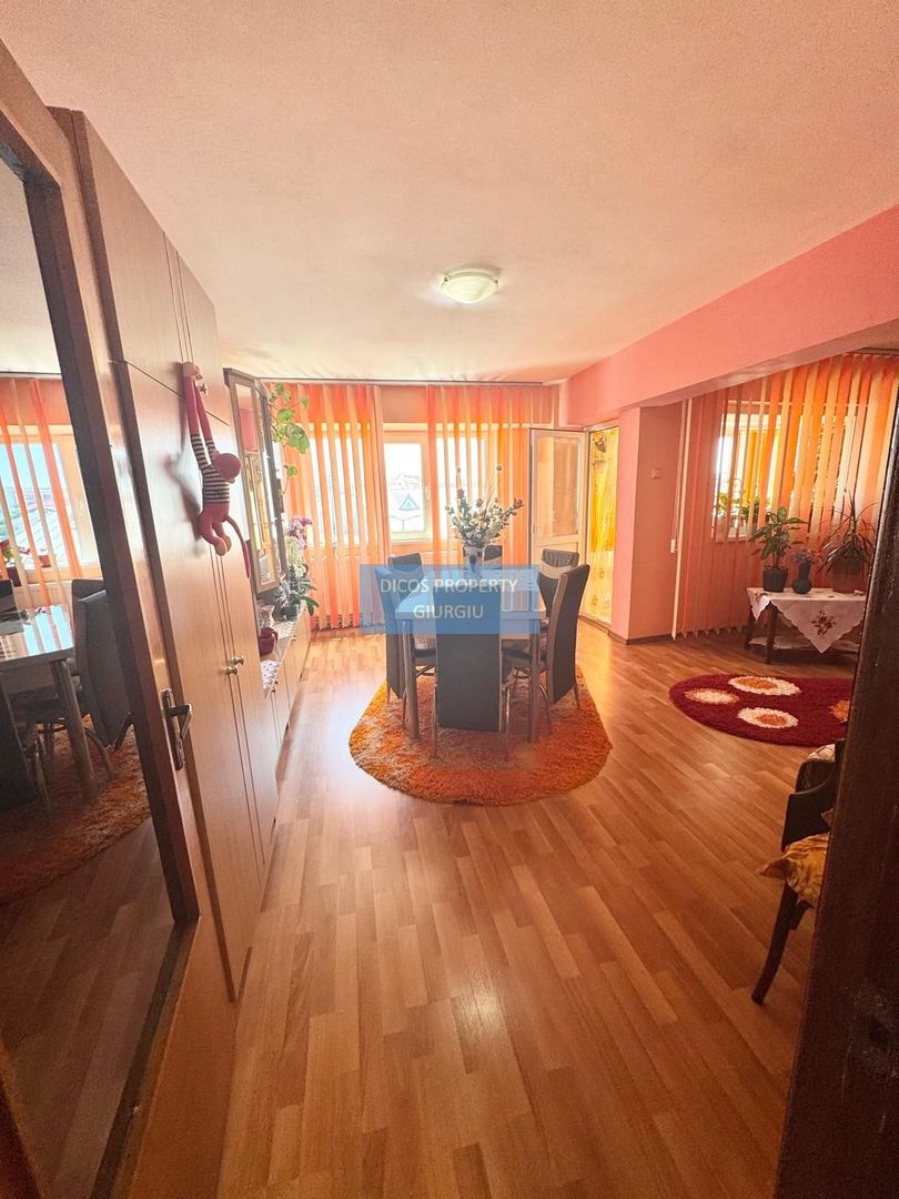 Apartament spațios, 3 camere – Bulevardul CFR, Giurgiu - Poză 3