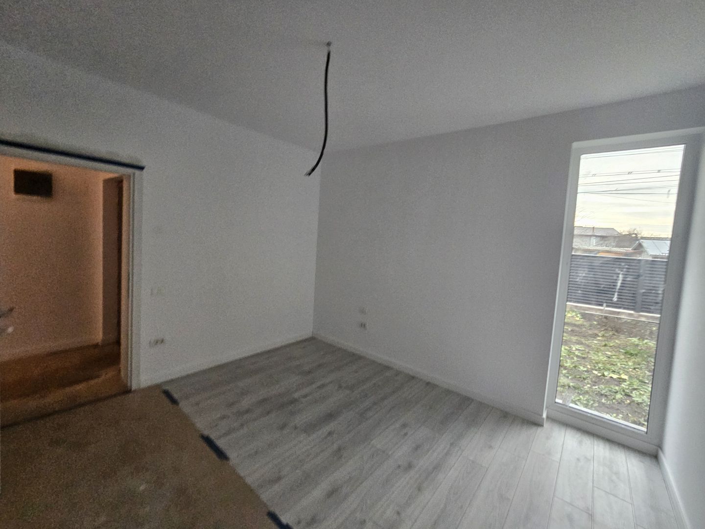 Case Parter Stil Mediteranean de Vânzare în Tunari - 100 metri Padure - Poză 18