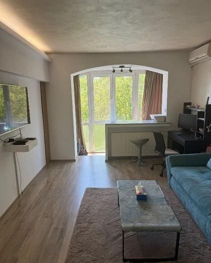 Apartament 2 camere, cu vedere la Parcul Tineretului.  La 5 min de metrou. - Poză 1