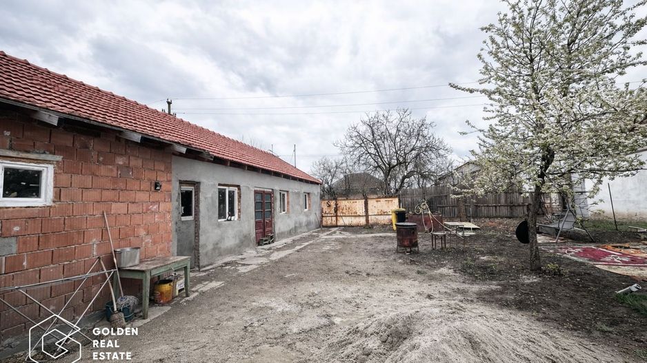 Casa cu 3 camere in Sinicolau Mic, teren 400 mp - Poză 9