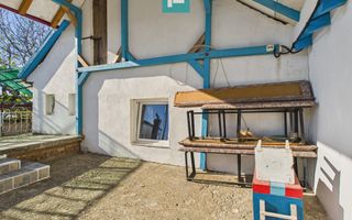 Casă+spaţiu comercial în Ghioroc, vânzare în rate - Poză 16