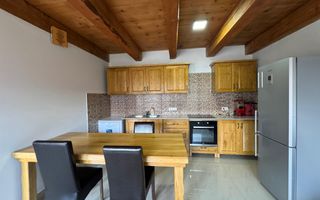 Casa individuala | De vanzare | 200 mp | 430 mp teren | Cetate - Poză 3