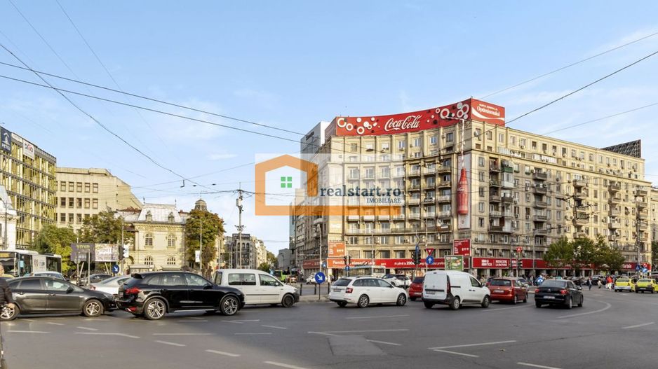 Pta Romana, Vedere spectaculoasa, Renovat total, inclusiv instalatii - Poză 13