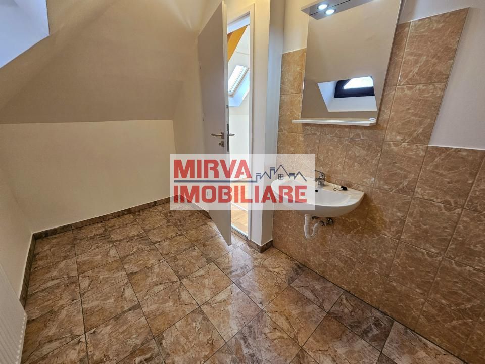 🏢 Spațiu de birouri – 5 camere, 3 băi – Mansardă vilă, Central - Poză 14