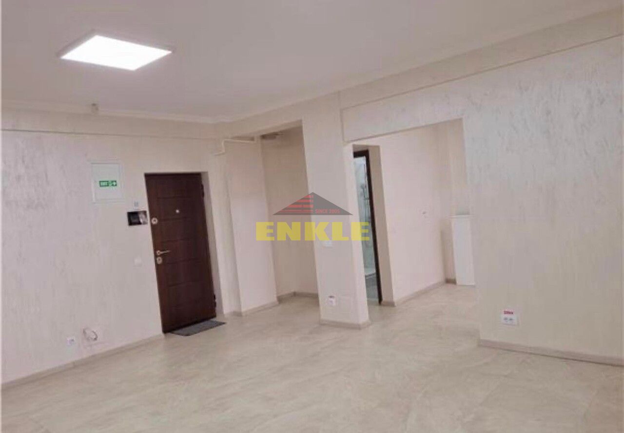 Spatiu comercial , suprafata de 80 mp utili,zona Bulevard,pret 800 euro - Poză 1