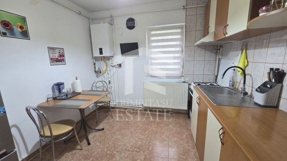 INEL I - Apartament cu centrala pe gaz, loc de parcare si pod de 60 mp - Poză 24