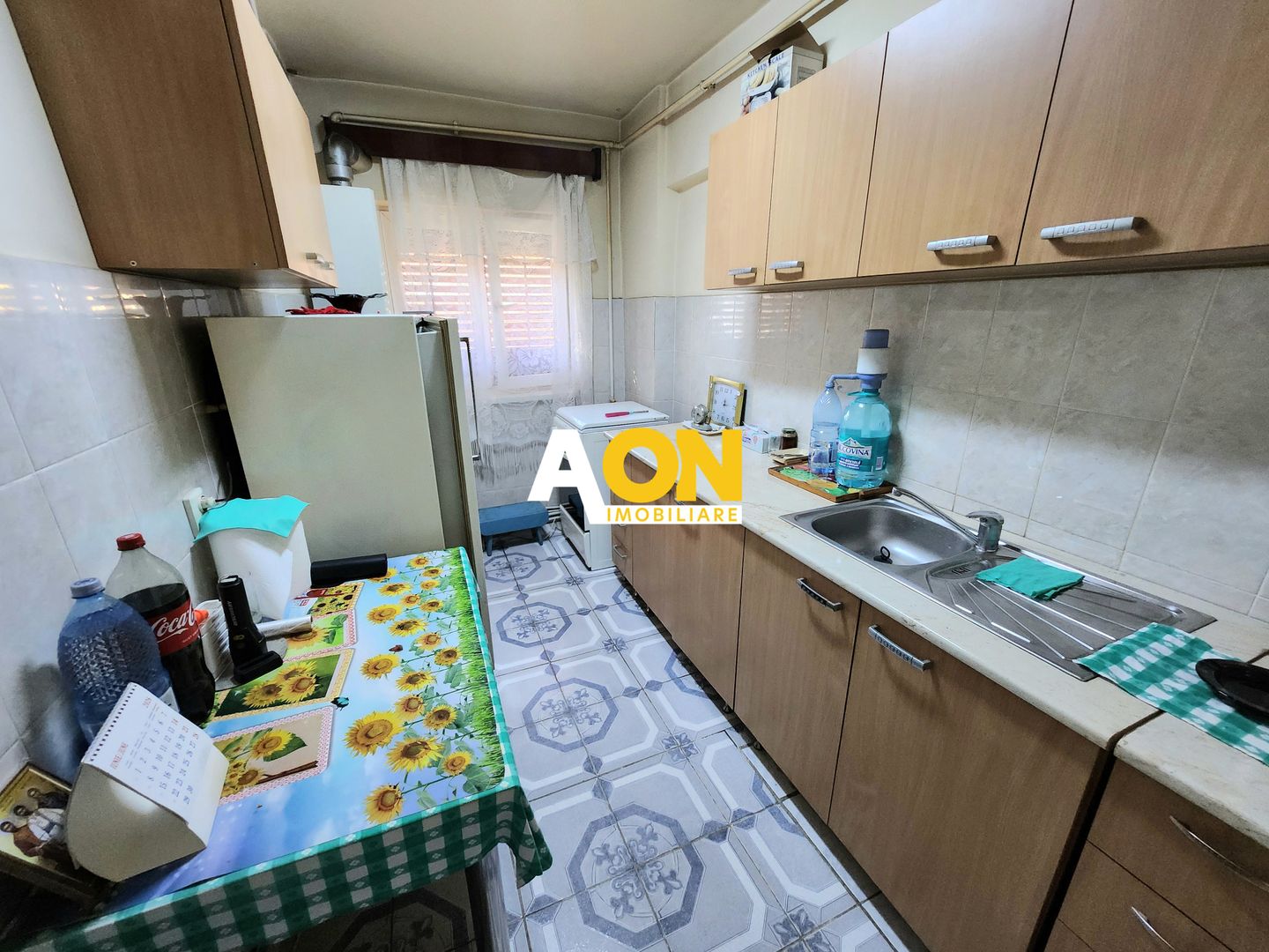 De vanzare apartament 2 camere, parter, zona Cetate - Poză 3