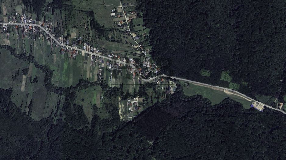 Teren intravilan | langa padure si parau | Luncani/Bacau - Poză 8