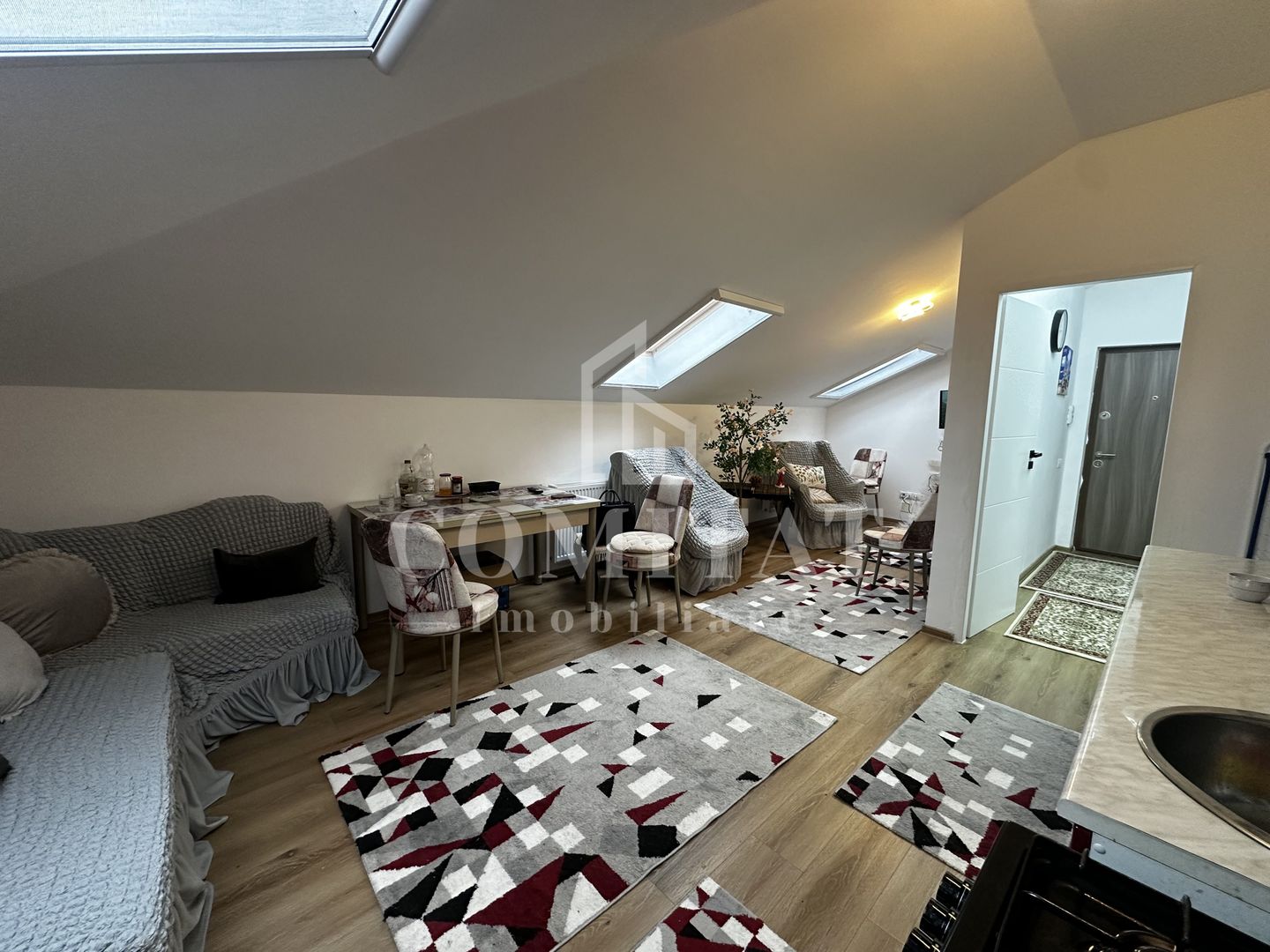 Apartament 3 camere | La cheie | Zona Str Teilor - Poză 3