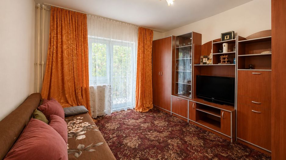 Apartament 3 camere decomandat, zona Alfa, etaj 1, două băi - Poză 10