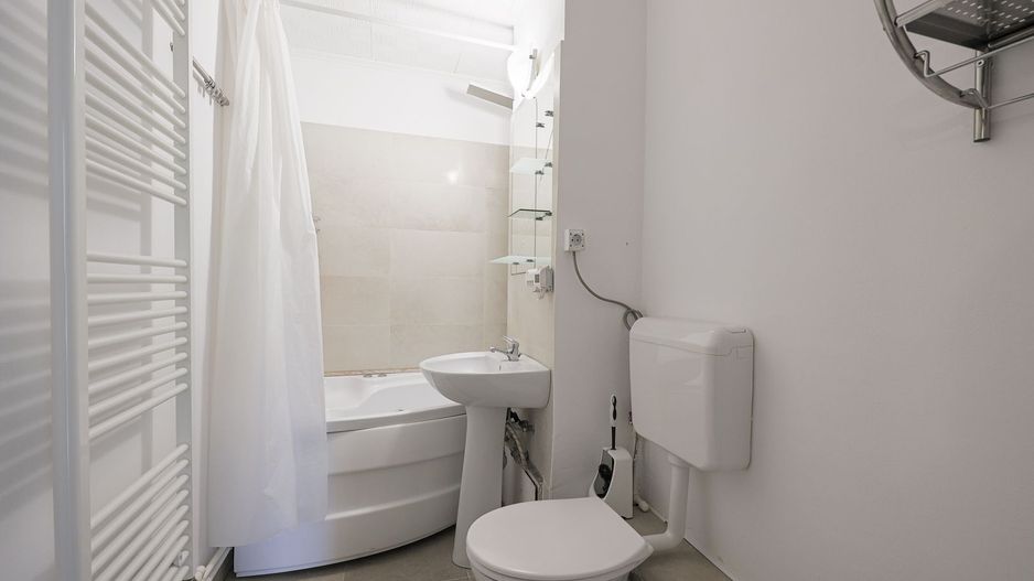 PROPRIETATE REZERVATA! Apartament spațios, modern și gata de mutare! - Poză 13