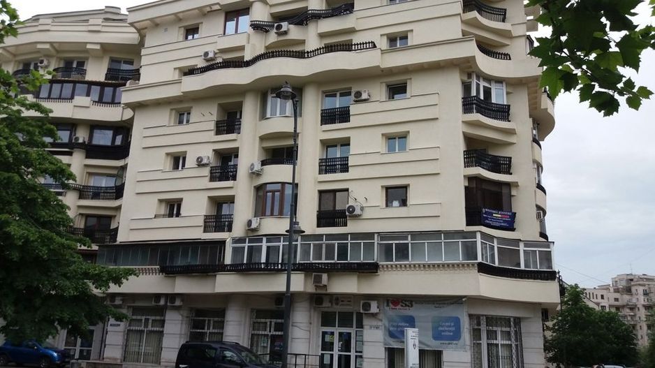 vand / inchiriez apartamente zona Unirii Tineretului - Poză 8
