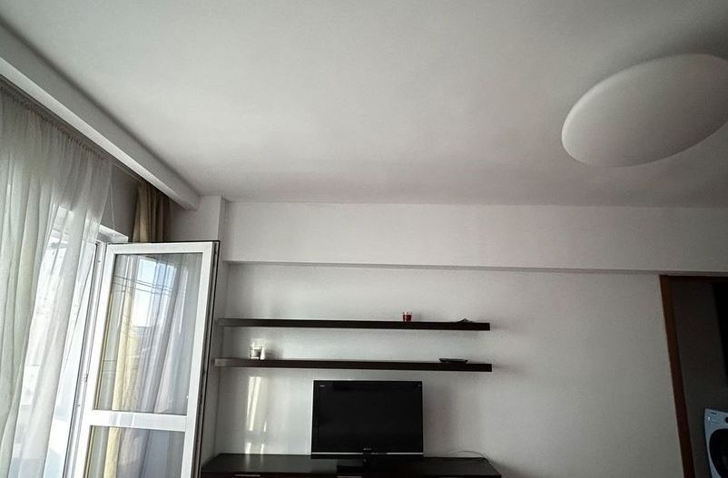 De Inchiriat Apartament 2 camere, metrou Piața Muncii - Poză 8