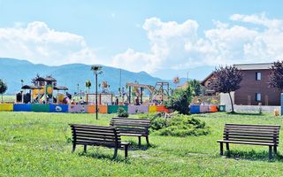 Ghimbav, intrare dinspre Brasov, apartament 3 camere mobilat, 135000 euro - Poză 18