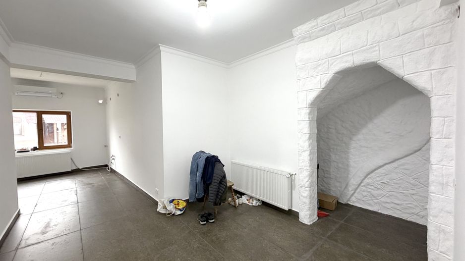 Investitie sau Locuit complex rezidential 4 apartamente cu 3 cam zona centrala - Poză 9