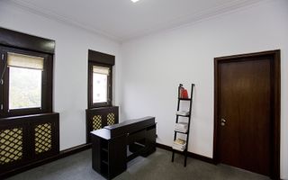 Vila exclusivista de inchiriat- pretabila Ambasada sau sediu de firma  - Poză 31