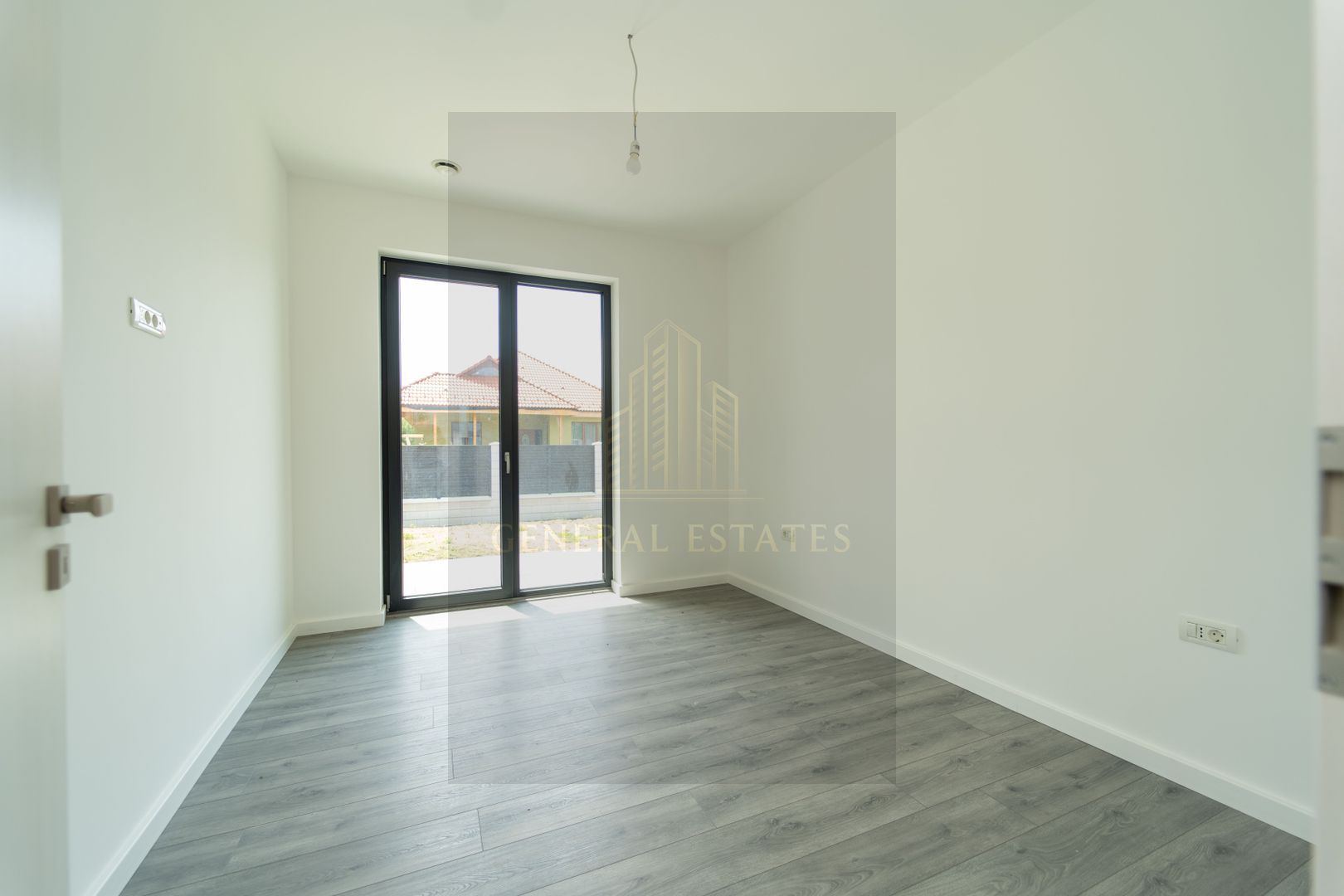 Casă modernă, parter, Halchiu – la doar 15 minute de Brașov - Poză 4