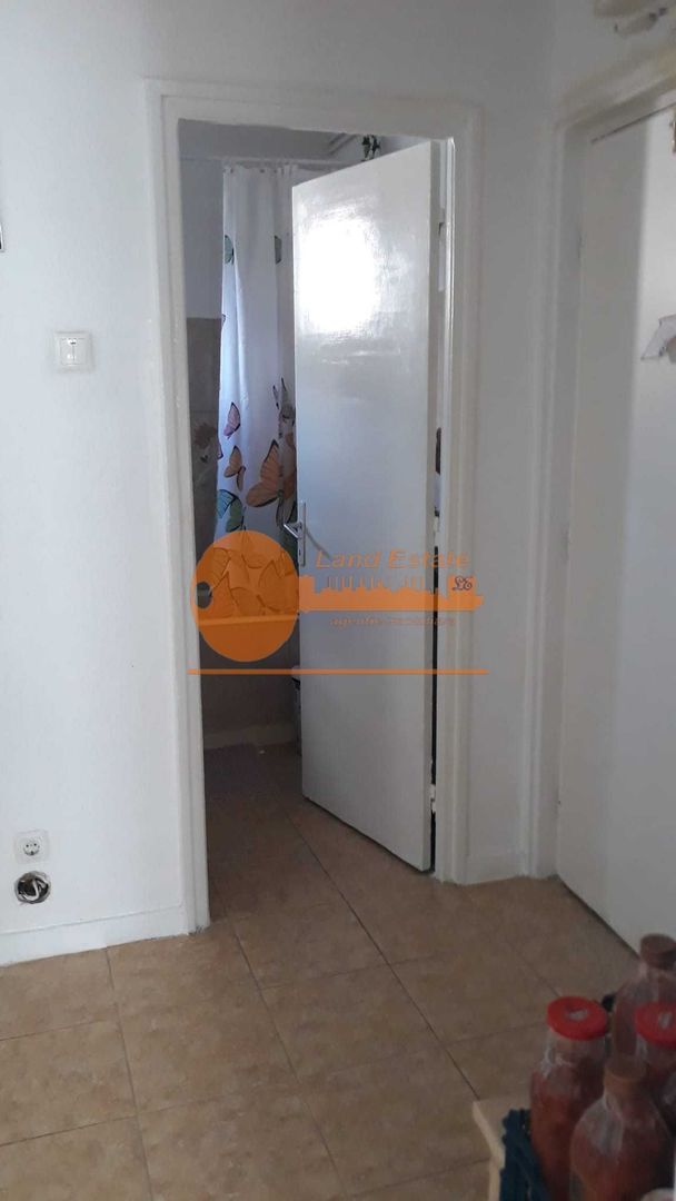 Vanzare 2 camere ( 6 minute metrou ) - Poză 14