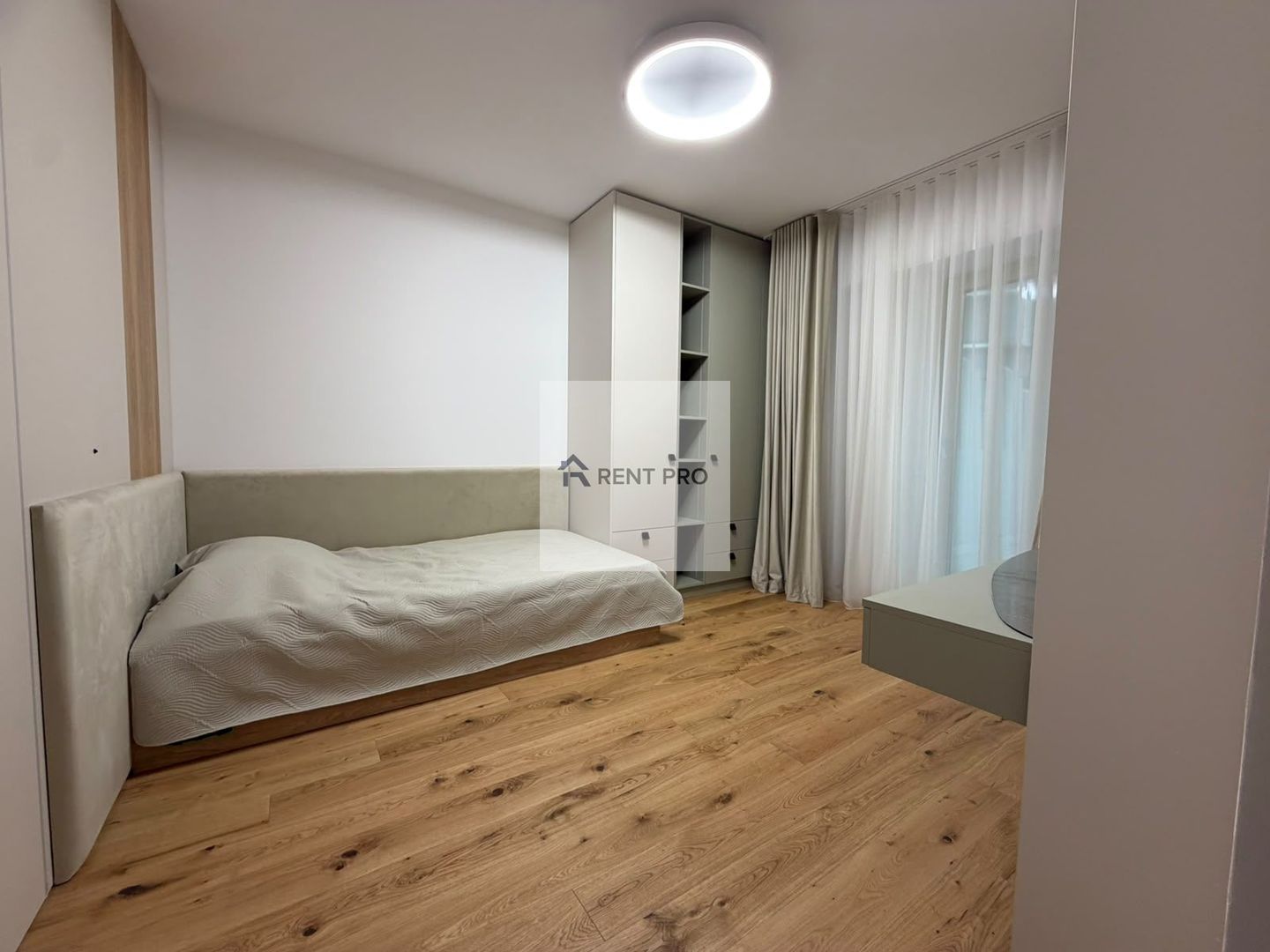 Apartament premium cu 3 camere de vânzare | 70 mp + terasă 145,5 mp | - Poză 4