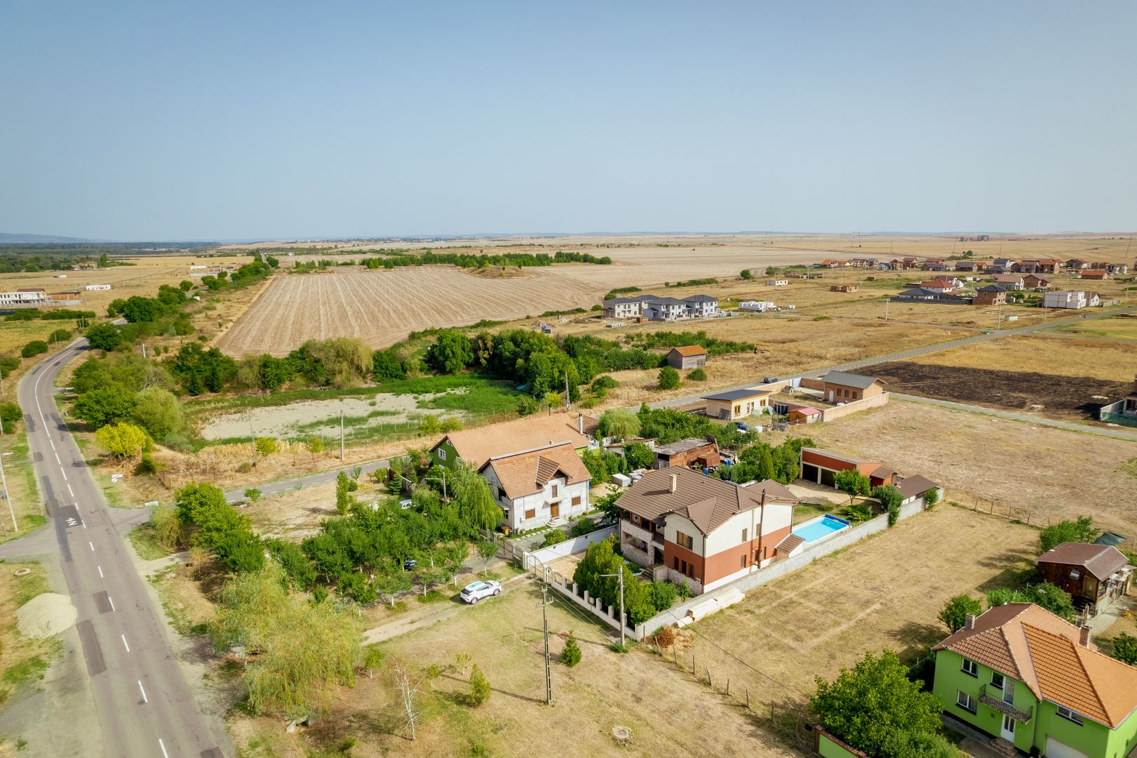 Vilă cu piscină în Fântânele - Poză 13