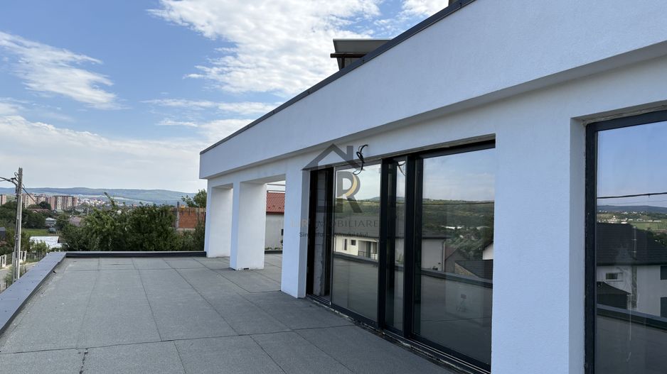 VILĂ superba – STIL MEDITERANEAN CU PRIVELIȘTE LA LAC - Poză 12