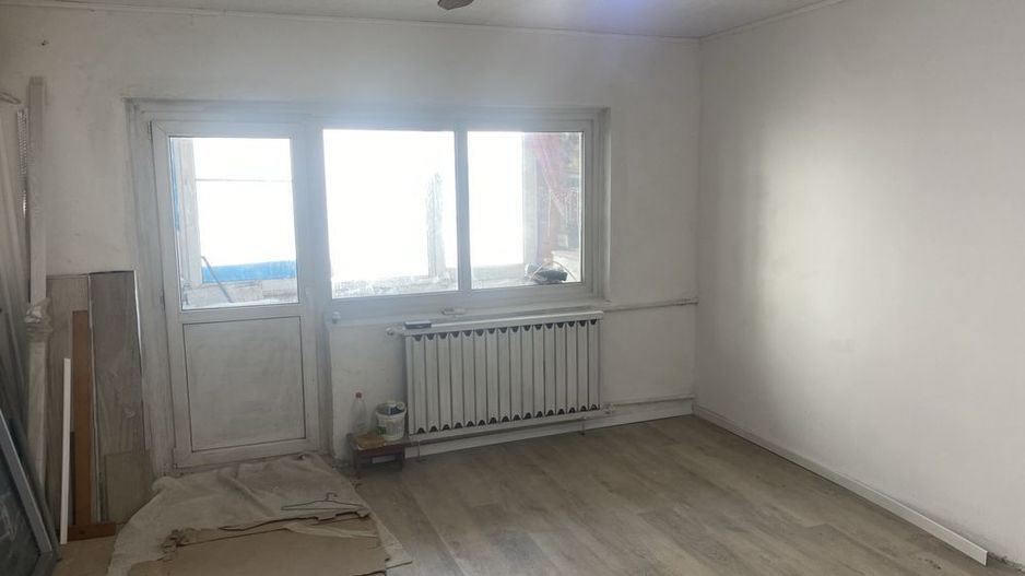 Vânzare Garsonieră Adiacent Decebal – 300m Metrou Muncii - Poză 2