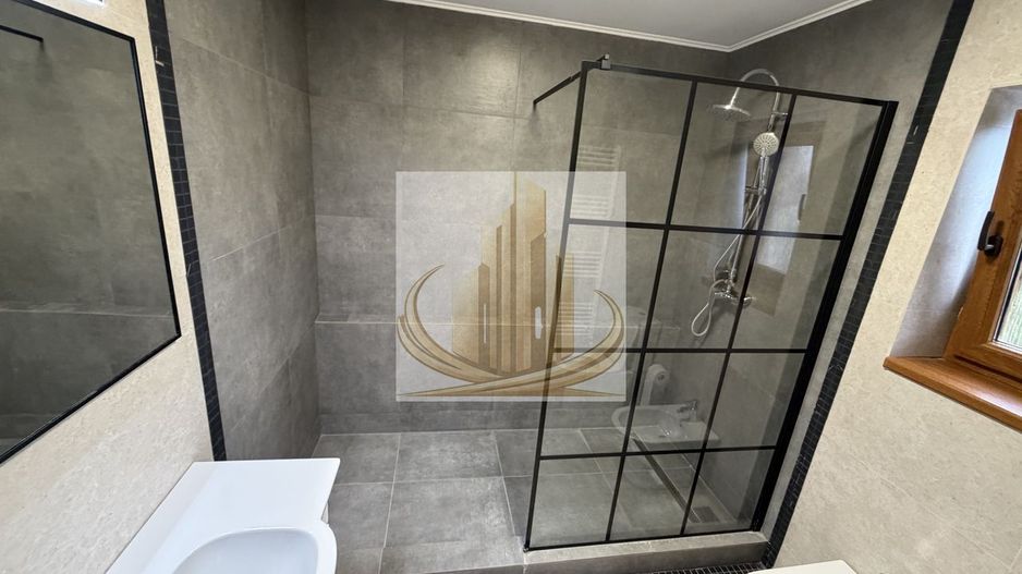 Duplex complet renovat | 154 mp | Panouri fotovoltaice | Dumbravita - Poză 8