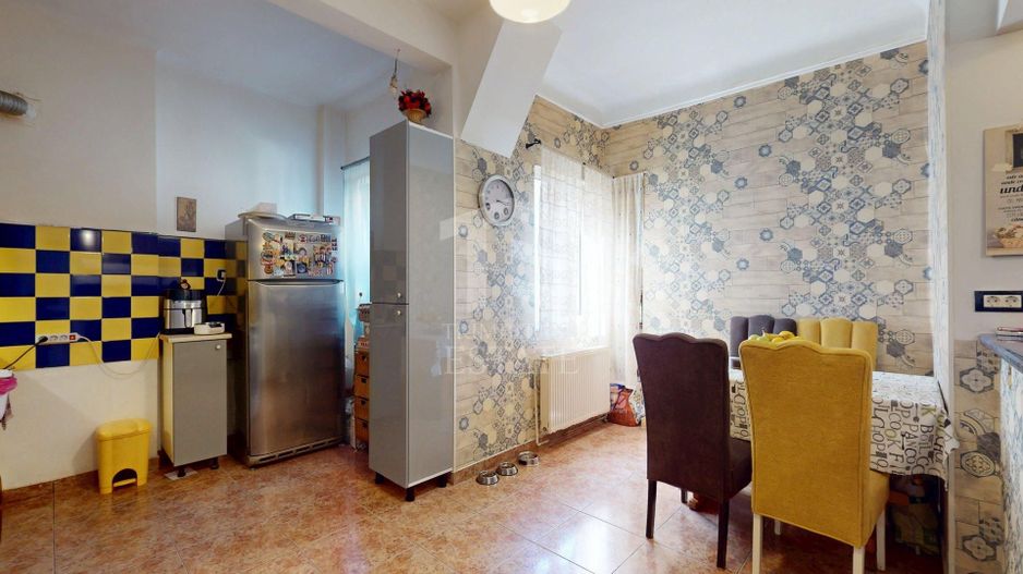 Apartament interbelic cu 3 camere, 124 mp, vis-à-vis de - Poză 25