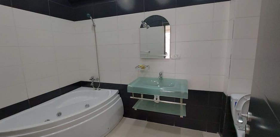 Apartament 3 camere | Vedere spre lac | Terasa 90 mp - Poză 8