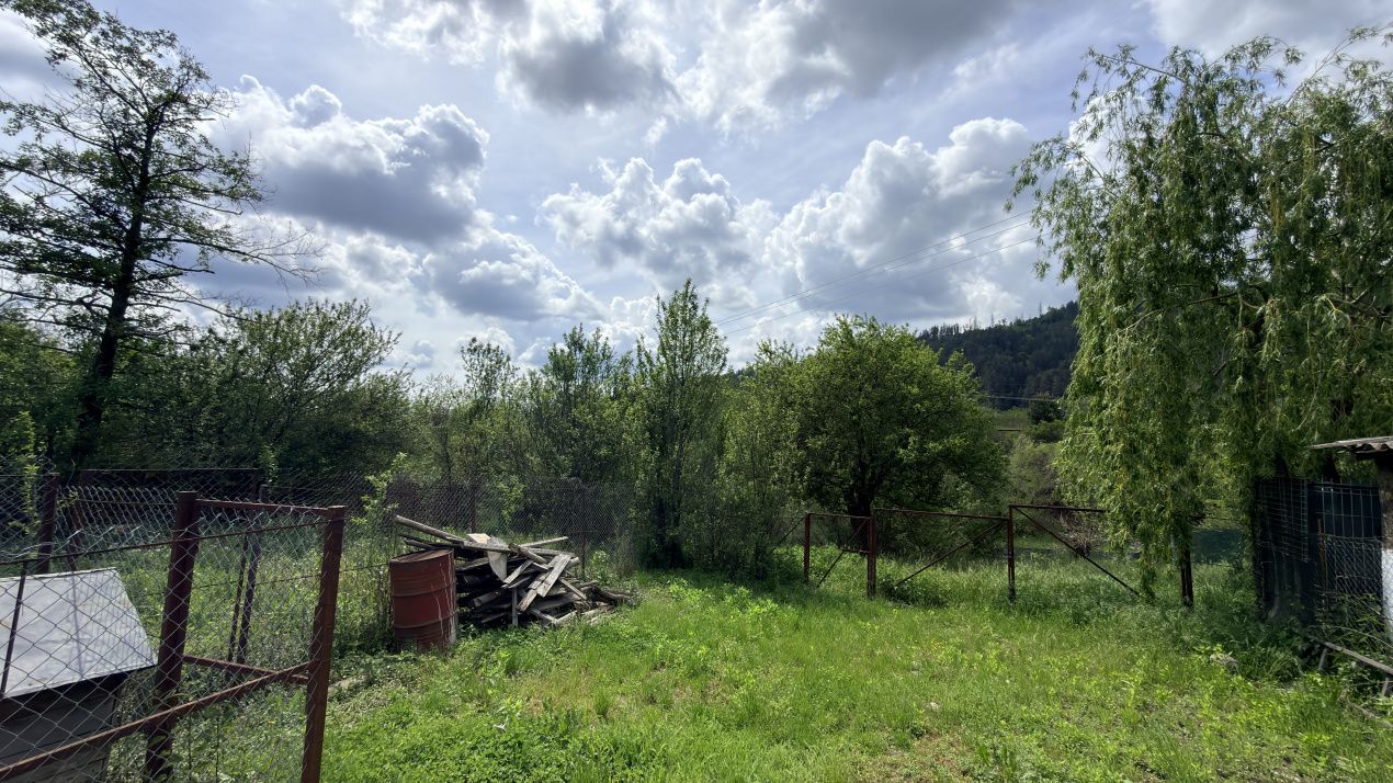 Casa in Leresti, la strada principala, cu rau in spate | teren 831 mp- Campulung - Poză 14